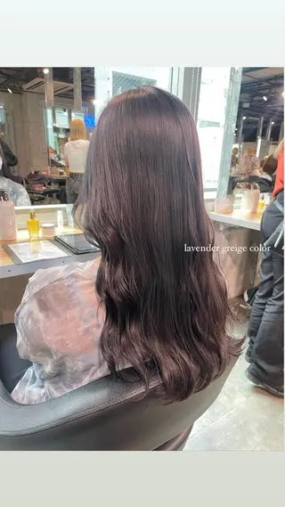 ロング カラー パーマ ヘアアレンジ メンズ キッズ ネイル マツエク・マツパ アイブロウ 透明感カラー・レイヤ ー🎀amika🎀のヘアスタイル