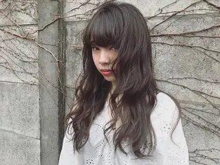 ロング オリーブ透明感カラー 表参道/MIKUのヘアスタイル