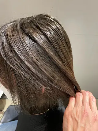 ミディアム diptyMOILA所属・河原 澄真のヘアスタイル