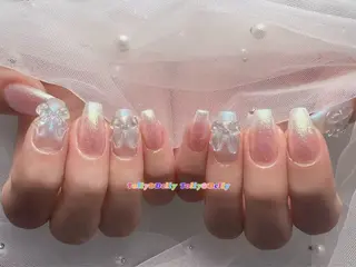 ネイル ToliyDeliy Nail Salonのネイルデザイン