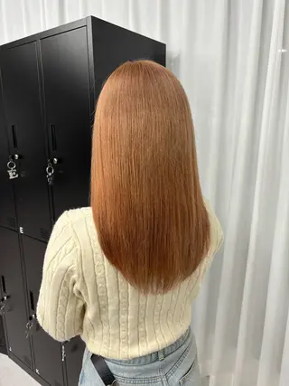 ミディアム 前田 真保のヘアスタイル