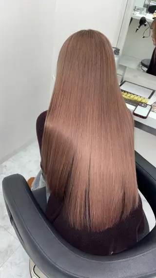 ロング カラー 🖤ハイトーン× レイヤー🖤SARAのヘアスタイル