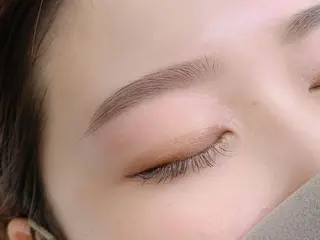 マツエク・マツパ one. stop.laboの眉毛・アイブロウイメージ