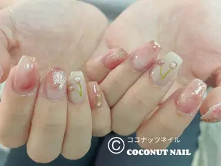 ネイル 神田 ココナッツのネイルデザイン
