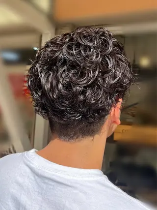 ショート パーマ メンズ メンズ特化美容師 🐈‍⬛RUNAのヘアスタイル