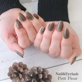 ネイル Petit Fleur所属・青柳 亜梨奈のマツエク・マツパデザイン