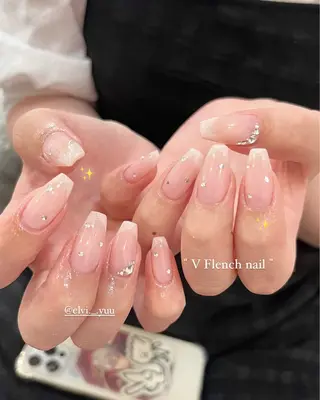 ネイル SALON ELVI.所属・SALON ELVI.のネイルデザイン
