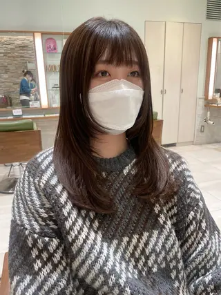 セミロング 石渡このみ 🍊レイヤーカットのヘアスタイル