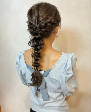 ヘアアレンジ Pinue所属・栗本 栞のヘアスタイル