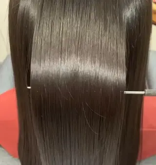 ロング カラー アベ マコトのヘアスタイル