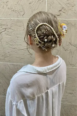 セミロング 菊地 紗矢のヘアスタイル