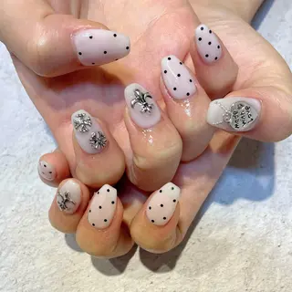 ネイル 友野 遥のネイルデザイン