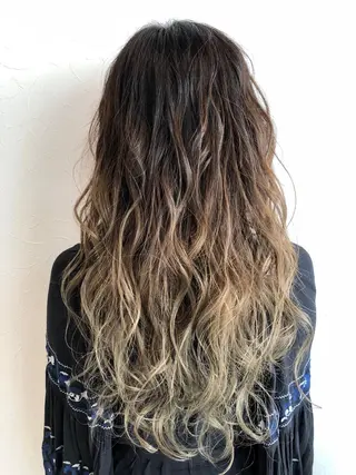 ロング カラー RUBEUS【ルベウス】所属・✨艶々カラー🎨 杉本賢人のヘアスタイル