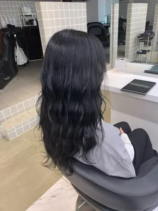 ロング カラー ヘアアレンジ neon hair所属・🩵 JURI🩵のヘアスタイル