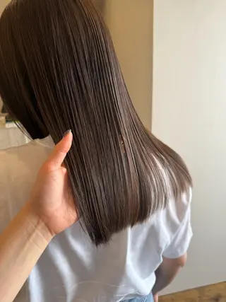 ミディアム カラー rion🪽 /wカラー・縮毛矯正のヘアスタイル