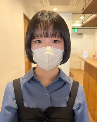 ショート china/ボブ /ブリーチカラーのヘアスタイル