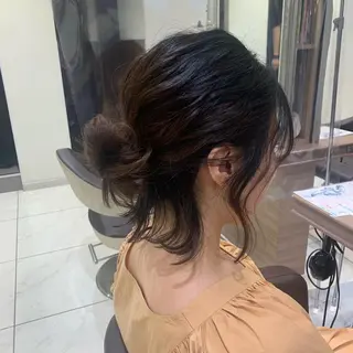 ミディアム ヘアアレンジ Dears 香芝店所属・関 優希のヘアスタイル