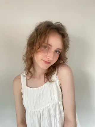 ミディアム 盛れる透明感カラー・ momokaのヘアスタイル