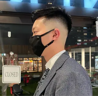 ショート メンズ メンズヘア特化 崎田 成人のヘアスタイル