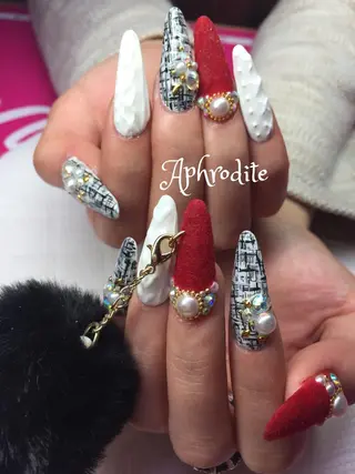 ネイル Aphrodite パラジェル認定サロンのネイルデザイン