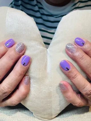 ネイル ECLAT エクラ所属・寺山 千鶴のネイルデザイン