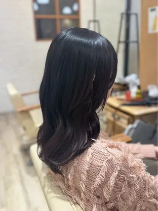 セミロング 三輪 あおいのヘアスタイル