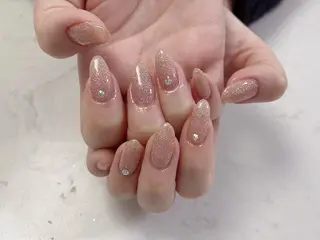 ネイル ネイルサロンエクラ 🫧Shizukaのネイルデザイン