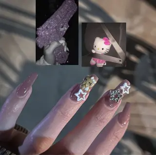 ネイル ♱˖⁺ 𝒎𝒐𝒑𝒊 ⁺のネイルデザイン