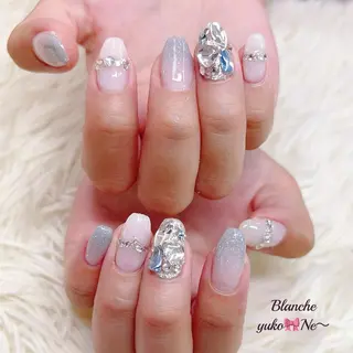 ネイル ネイルサロン　Lian所属・Lian Yulilianのネイルデザイン