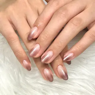 ネイル nail salon ＆ me🫧のネイルデザイン