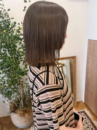 ショート カラー 西山 紗耶香🪽 透明感カラー/ボブのヘアスタイル