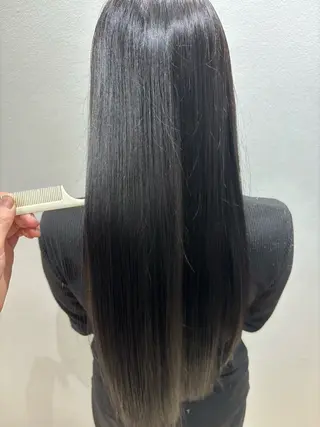 ロング 目黒 雄真のヘアスタイル