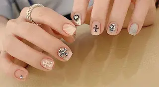 ネイル lucky nail 歌舞伎町のネイルデザイン