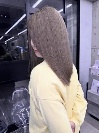 カラー 和木坂 日美のヘアスタイル