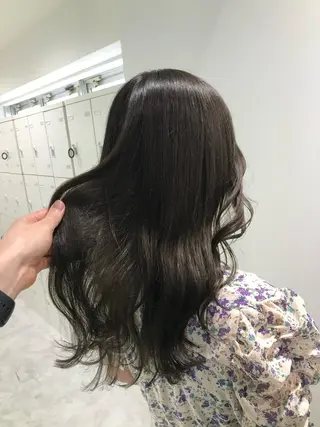 セミロング カラー パーマ ヘアアレンジ ネイル マツエク・マツパ 韓国風ベージュ🤎 赤みなし🌿横浜🤎のヘアスタイル