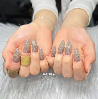 ネイル Hin Nail Osaka所属・Hin Nailsのネイルデザイン