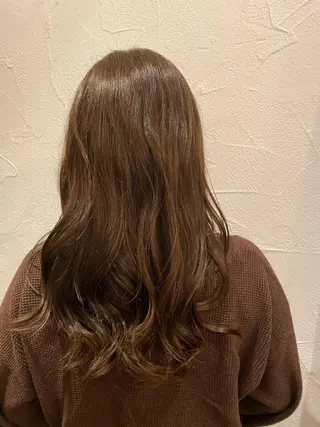 ロング カラー La  SHE's 天王寺店所属・マルヤマ リナのマツエク・マツパデザイン