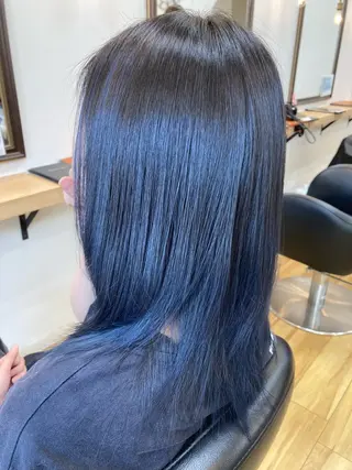 ミディアム カラー 大野 まゆのヘアスタイル