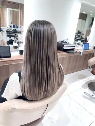 ロング カラー 渡邊楓果／髪質改善 ブリーチ/カラーのヘアスタイル