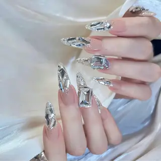 ネイル ネイルサロン Jasmine 池袋東口所属・YU RIのネイルデザイン