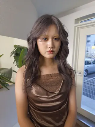 ロング karen 🌷名古屋、名駅のヘアスタイル