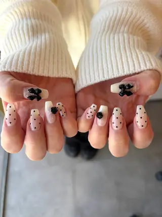 セミロング Lesest akariのネイルデザイン