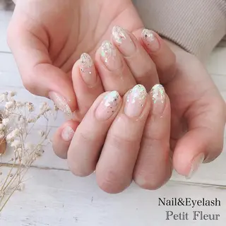 ネイル Petit Fleur所属・青柳 亜梨奈のマツエク・マツパデザイン