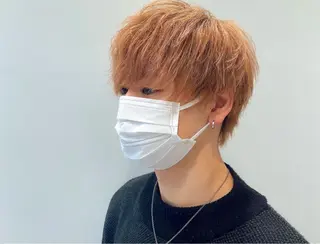 カラー メンズ カマチョ タイスのヘアスタイル