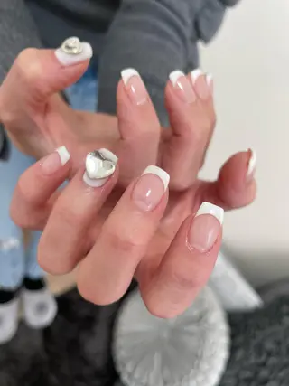 ショート ネイル Statice所属・YUNA FUKUDAのネイルデザイン