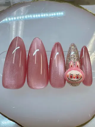 ネイル クイーンズネイル銀座所属・Queeens nailのネイルデザイン