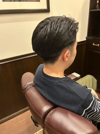 ショート 餌取 啄実のヘアスタイル