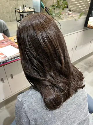 ミディアム 似合わせカット 小林愛奈のヘアスタイル