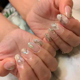 ネイル ジェヌインネイル 河内のネイルデザイン