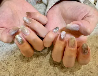 ネイル nailist kanae🦖のネイルデザイン